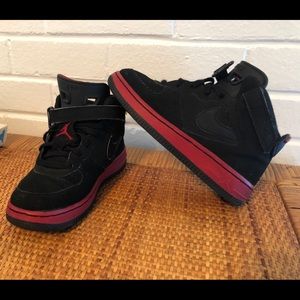 Nike / Jordan tennis shoes boys US 13